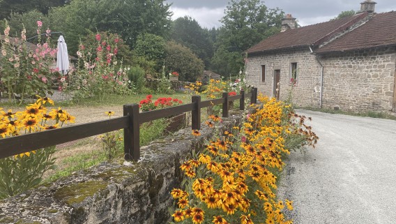 4. Village remarquable de Quenouille - 6